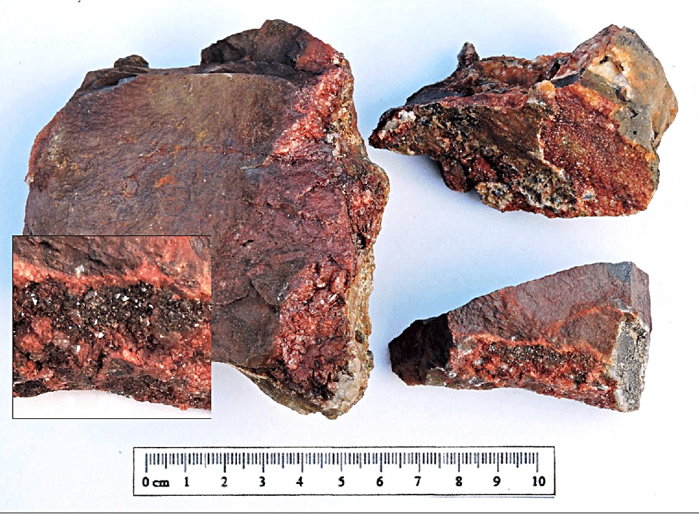 Quartz, Haematitic variety, Bryn y Rafr. (CWO) Bill Bagley Rocks and Minerals